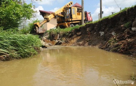 hlinne_zaplavy(zdroj:www.aktuality.sk)